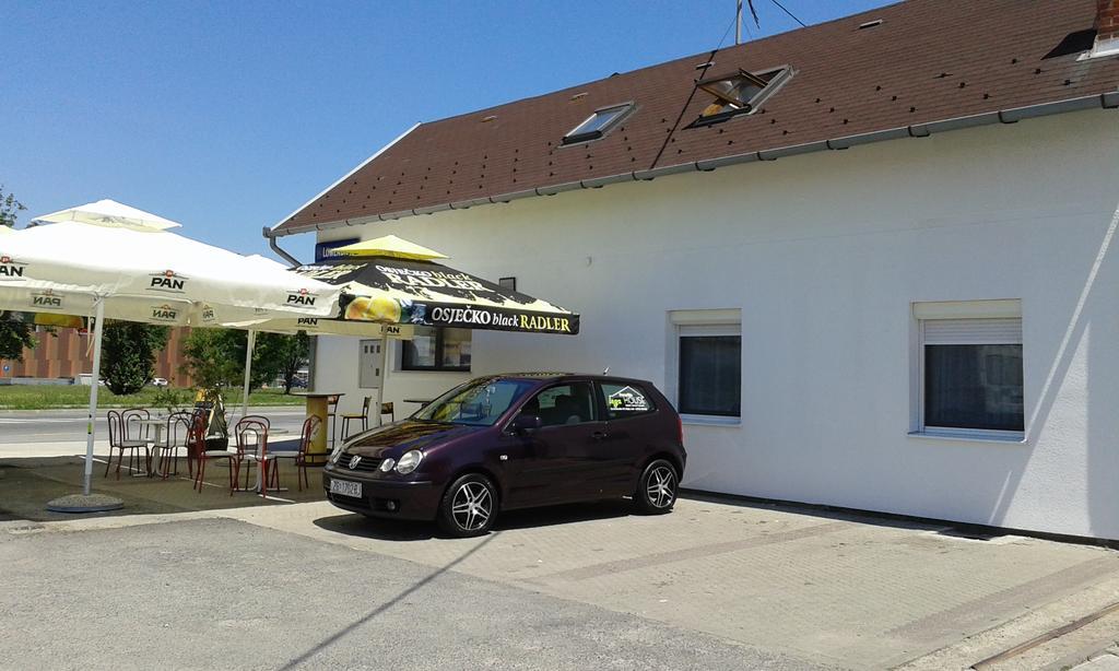 Hostel Lega House Osijek Luaran gambar