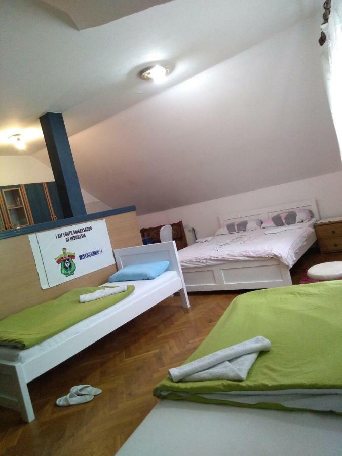 Hostel Lega House Osijek Luaran gambar