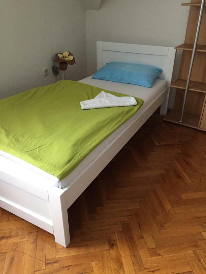 Hostel Lega House Osijek Luaran gambar